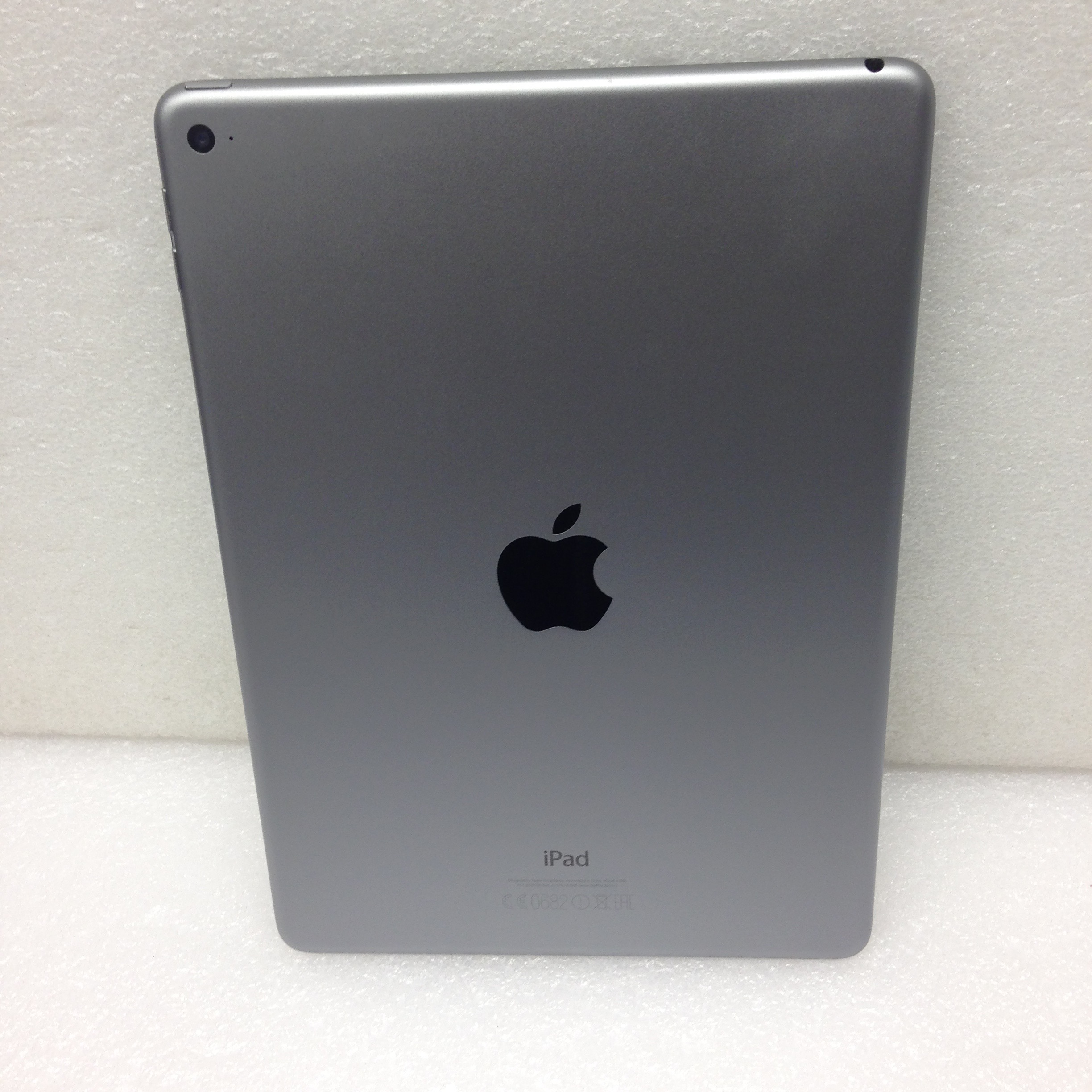iPad mini 4 Wi-Fi + Cellular con garantía Apple hasta el 04.11.2016 64 ...