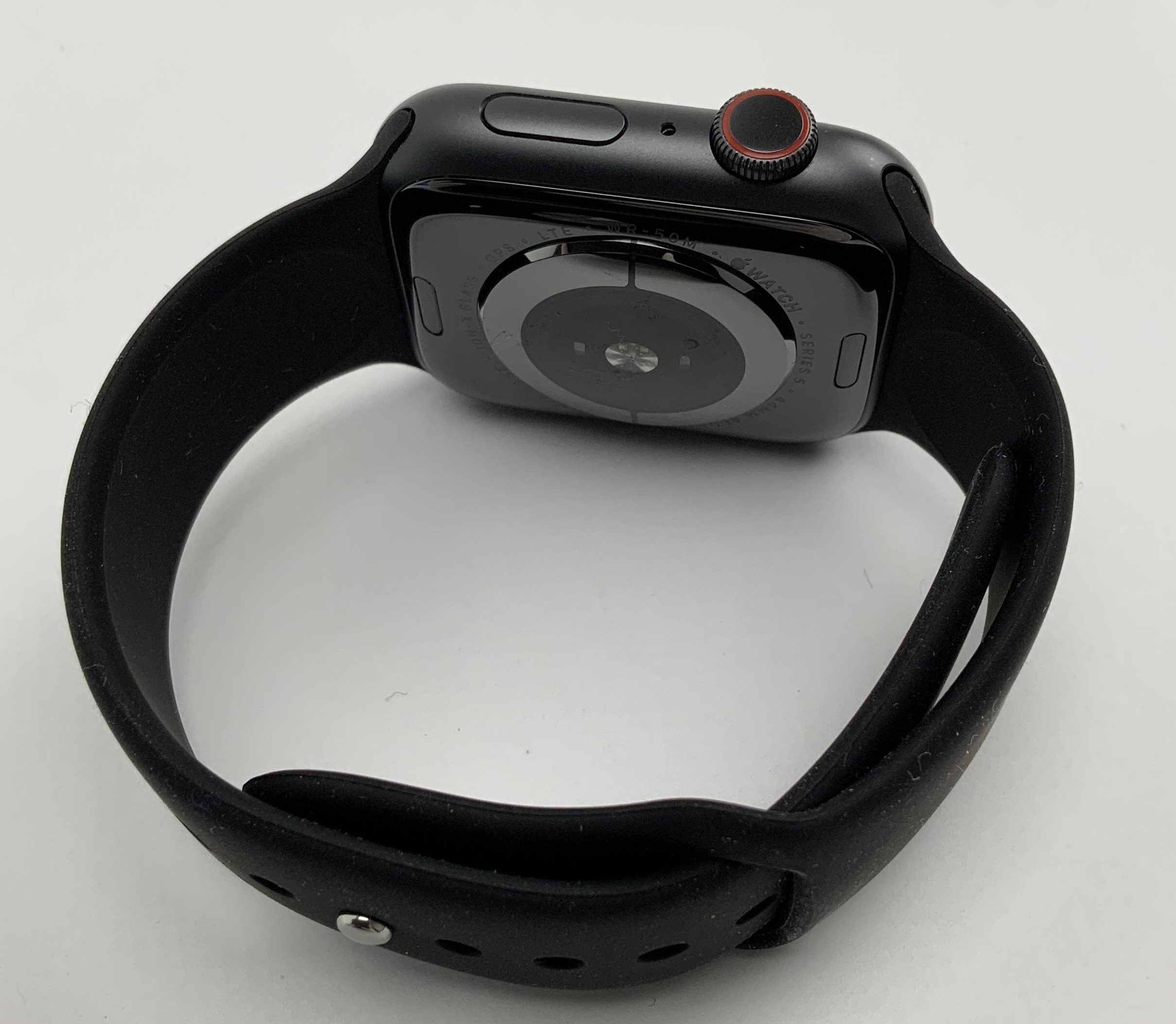 Watch Series 5 Aluminum Cellular (44mm), Space Gray, image 4
